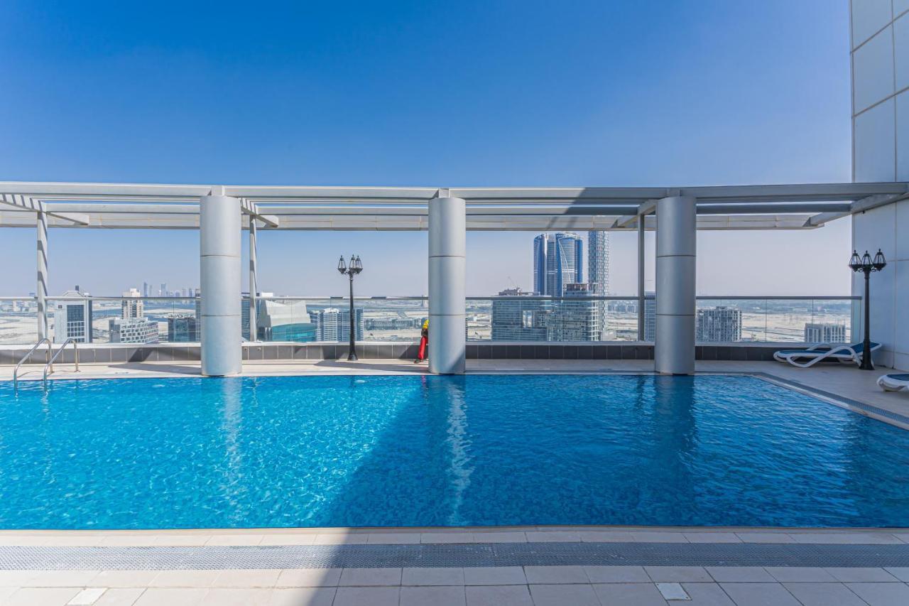 Higuests - Spacious Studio With City Views Near Dubai Mall Extérieur photo