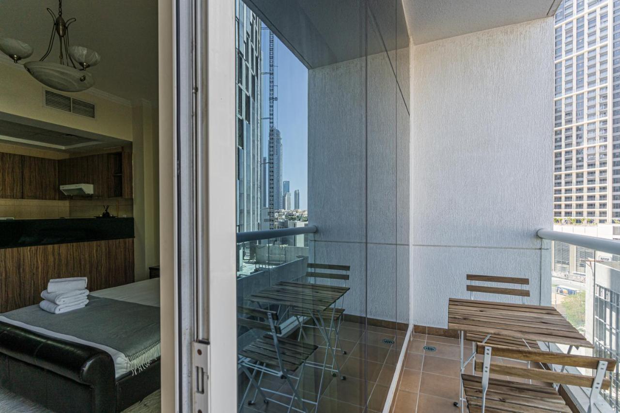 Higuests - Spacious Studio With City Views Near Dubai Mall Extérieur photo