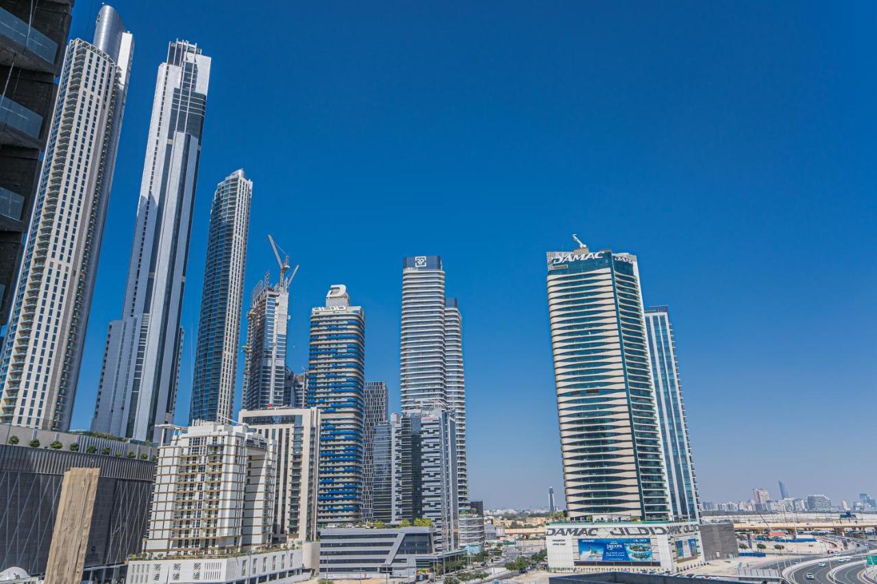 Higuests - Spacious Studio With City Views Near Dubai Mall Extérieur photo